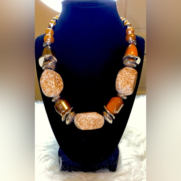 Jewelry - Gorgeous Rock Style Necklace Set! Ready to Ship!